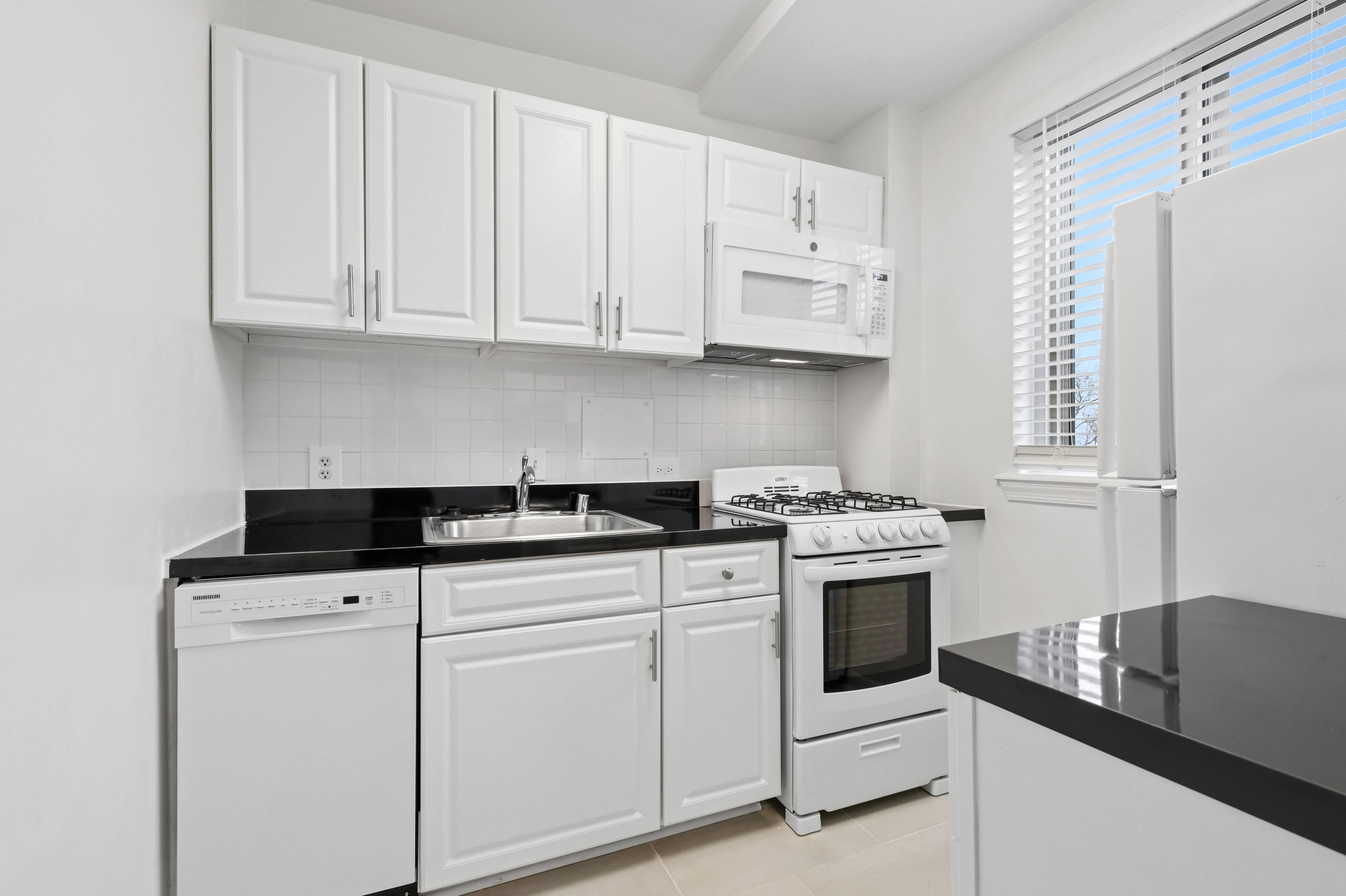 1br_H kitchen